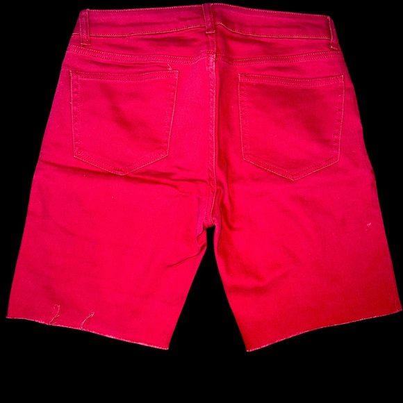 Shorts - Picture 2 of 3